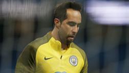 Manchester City estaría buscando reemplazo para Claudio Bravo