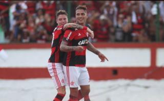Flamengo goleó 4-0 a Iguacú con doblete de Guerrero en Carioca