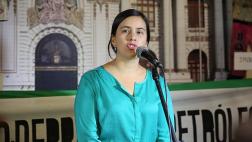 Mendoza: "Si aún le queda dignidad a Toledo, que venga al Perú"