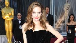 Angelina presenta en Camboya filme sobre los Jemeres Rojos