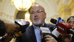 Bruce niega cisma entre bancada oficialista y partido PPK