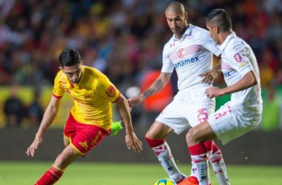Monarcas perdió 2-1 ante Toluca con Andy Polo y Raúl Ruidíaz