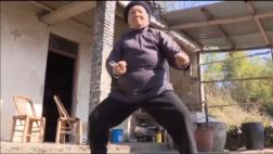 A los 94 años protege a sus vecinos gracias al kung-fu
