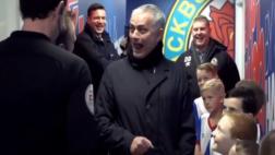 La ocurrente respuesta de un niño que dejó absorto a Mourinho