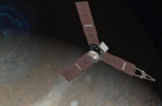 Juno tarda más de lo planeado en dar una vuelta a Júpiter