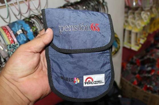 San Martín: allanan local donde vendían monederos de Pensión 65