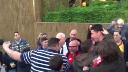 Sampaoli festejó triunfo eufóricamente con hinchas del Sevilla