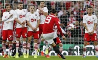 Ibrahimovic y otro golazo: marcó en final de la Copa de la Liga