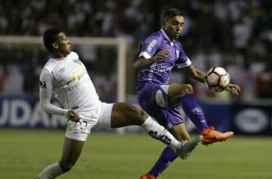 LDU igualó 2-2 ante Defensor Sporting por la Copa Sudamericana