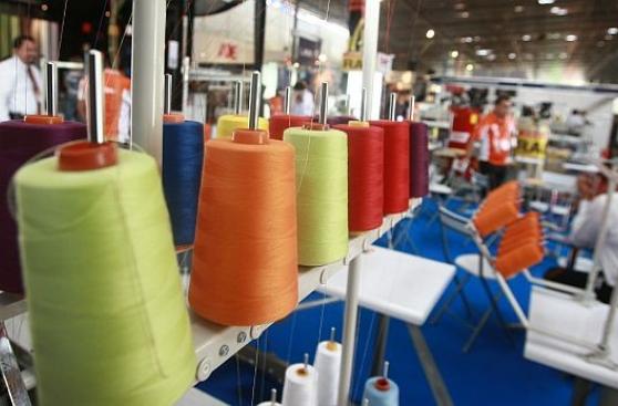 ¿Por qué los sectores textil y confecciones no despegan?