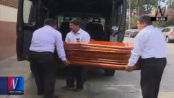 Restos del periodista José Yactayo son velados en Miraflores