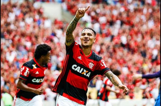 CUADROxCUADRO del golazo de tiro libre de Guerrero con Flamengo