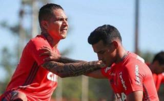 Paolo Guerrero elogió las virtudes de Miguel Trauco en Flamengo