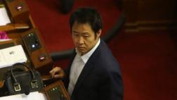 Kenji a su bancada: "Nauseabundo, ¿quién encubre a Figari?"
