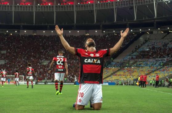 La felicidad de Trauco y Guerrero en debut en la Libertadores