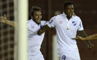 Lanús cayó como local 1-0 ante Nacional por Copa Libertadores