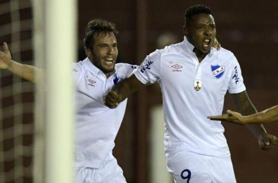 Lanús cayó como local 1-0 ante Nacional por Copa Libertadores
