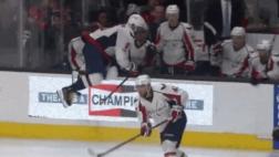 Hockey: capitán de Washington Capitals sufrió aparatosa caída