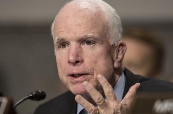 McCain reta a Trump a probar sus acusaciones o retractarse