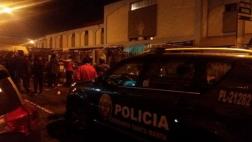 Arequipa: delincuentes se ocultan en mercado tras robar joyería