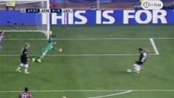 La descomunal triple atajada de Oblak en la Champions League