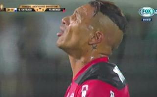 Paolo Guerrero: formidable tiro libre exigió a portero chileno