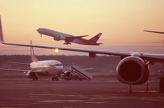 Por qué no hay pistas de aterrizaje circulares para los aviones