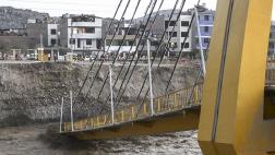 "Érase un puente solidario y amarillo", por Pedro Ortiz