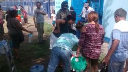 Chosica: entregan agua de forma gratuita a vecinos