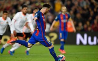 Lionel Messi igualó récord de Koeman con este penal [VIDEO]