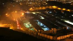 Dos muertos deja gran incendio en el penal de Lurigancho
