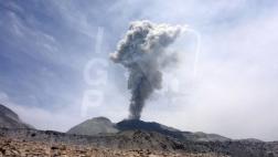 Arequipa: se registra nueva explosión del volcán Sabancaya