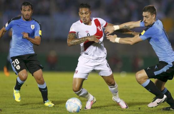 Los futbolistas de Uruguay en capilla para duelo contra Perú