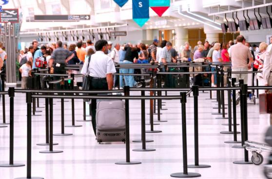 Este lector ocular promete eliminar colas en aeropuertos