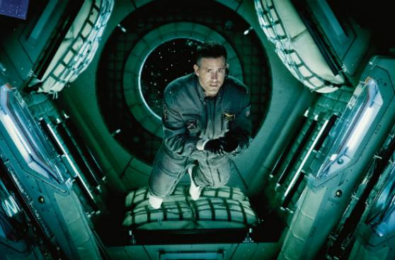Ryan Reynolds: Odisea y horror en el espacio exterior