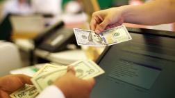 Tipo de cambio cayó un 0,15% y cotización cerró en S/3,24