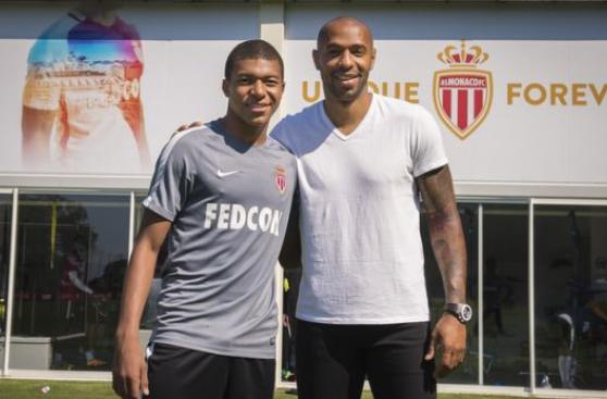 Thierry Henry respondió sobre las comparaciones con Mbappé