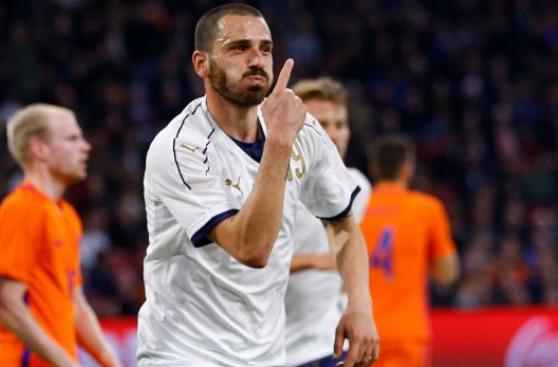 Italia venció 2-1 a Holanda por amistoso en Ámsterdam