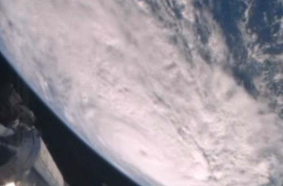El ciclón Debbie visto desde la Estación Espacial Internacional
