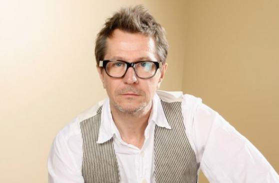 Gary Oldman dice que interpretar a Winston Churchill fue duro