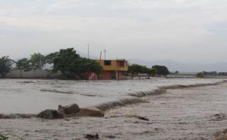 La Libertad: Panamericana Norte sigue interrumpida por desborde