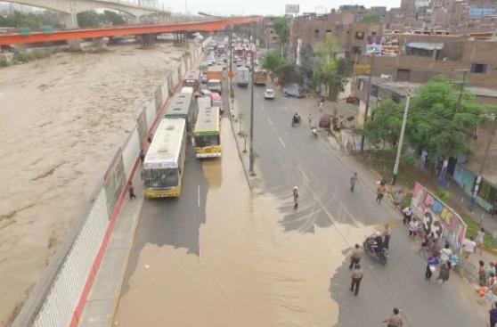 SJL: amplían estado de emergencia tras daños por río Huaycoloro