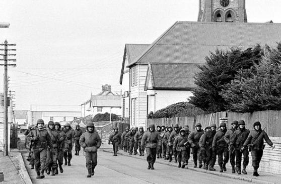 Historia congelada: La guerra de las Malvinas, abril de 1982