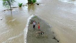 Ayudan a rescatar a personas aisladas con un dron en Piura