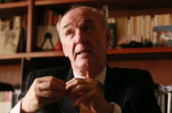 Ejecutivo encarga a García Belaunde embajada de Perú en Andorra