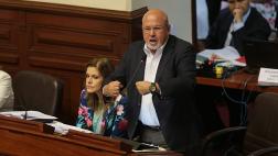 Comisión de Ética pide suspender a Carlos Bruce por 120 días