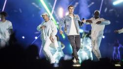 Justin Bieber llegó a Lima y se fue al balneario de Asia