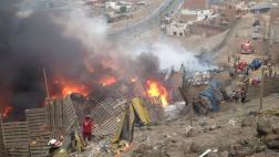 Ventanilla: bomberos controlan incendio tras 18 horas