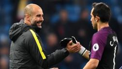 Guardiola: "Bravo es el mejor portero del mundo con los pies"