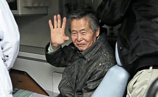 Alberto Fujimori retornó a prisión luego de exámenes médicos